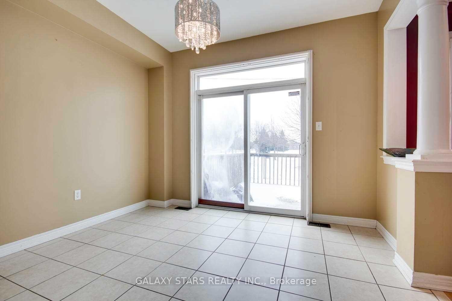Photo 8 of 4 Spall Court, Scarborough, Highland Creek — HOMEH