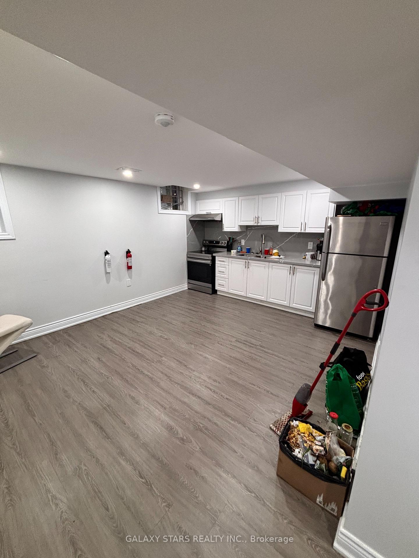 Photo 17 of 4 Spall Court, Scarborough, Highland Creek — HOMEH