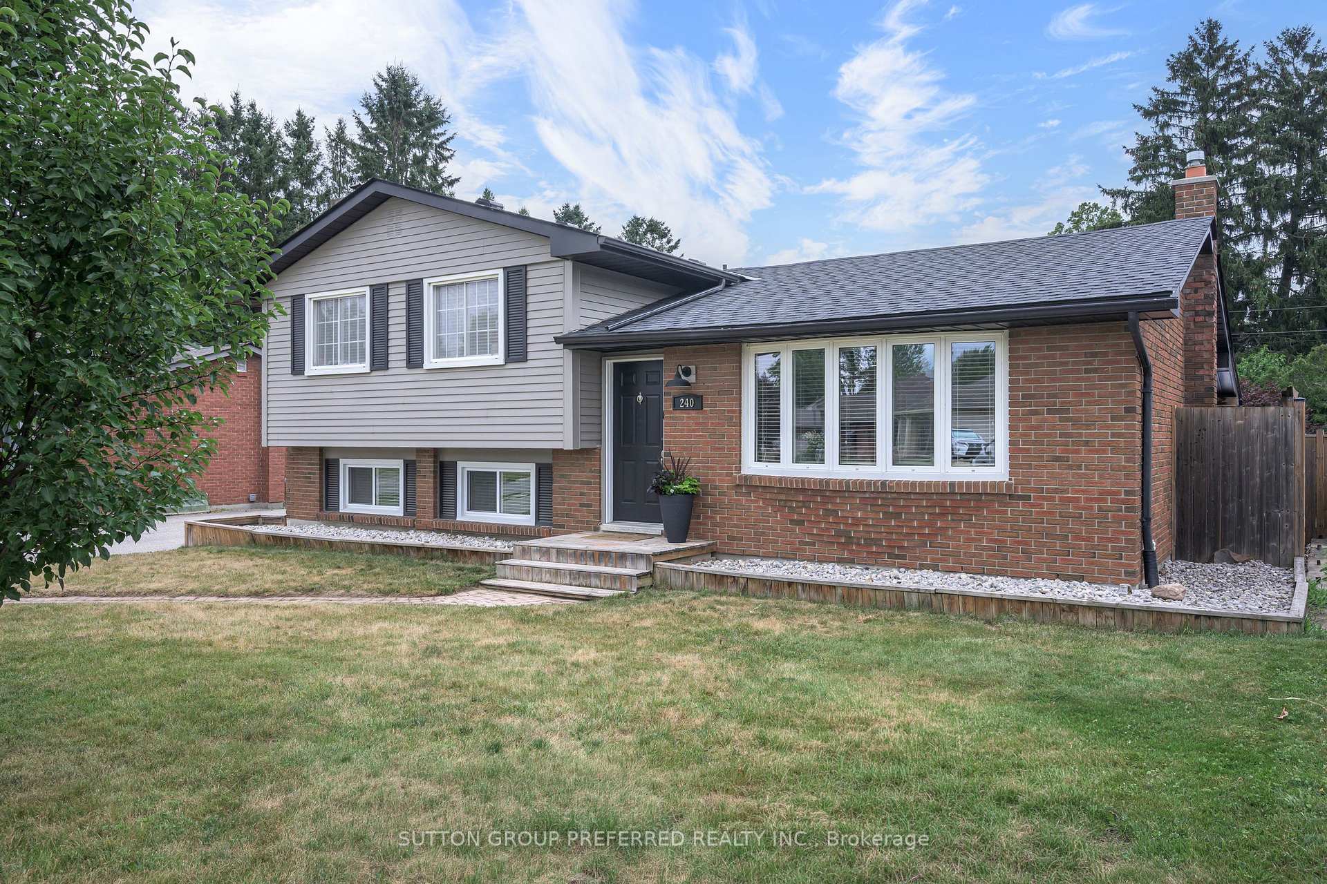 Photo 2 of 240 Byron Avenue, Thames Centre, Dorchester — HOMEH