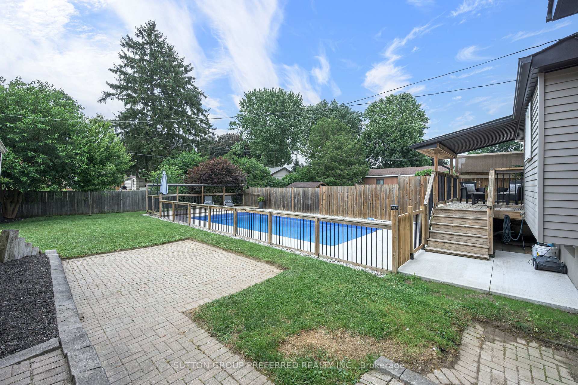 Photo 6 of 240 Byron Avenue, Thames Centre, Dorchester — HOMEH