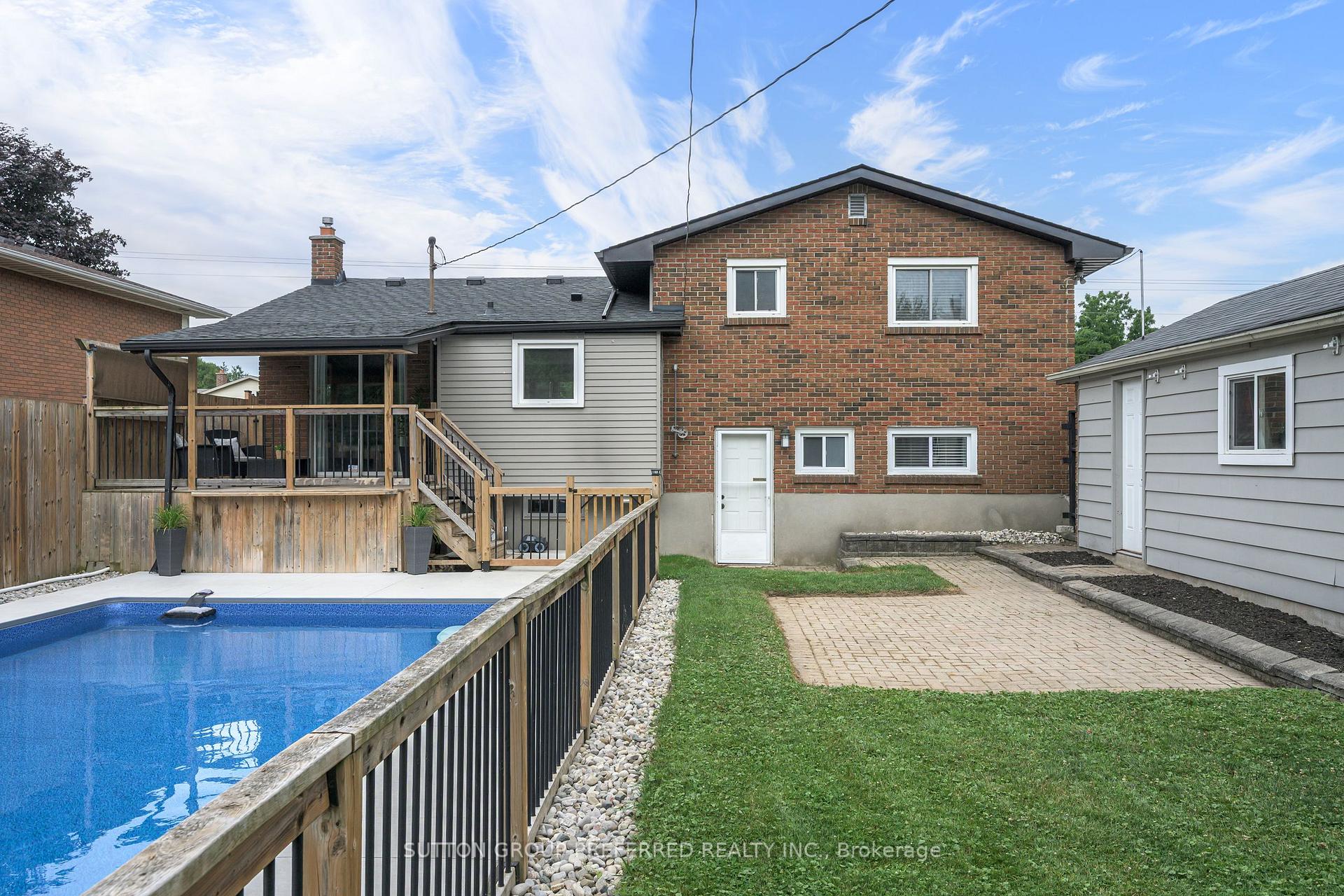 Photo 9 of 240 Byron Avenue, Thames Centre, Dorchester — HOMEH