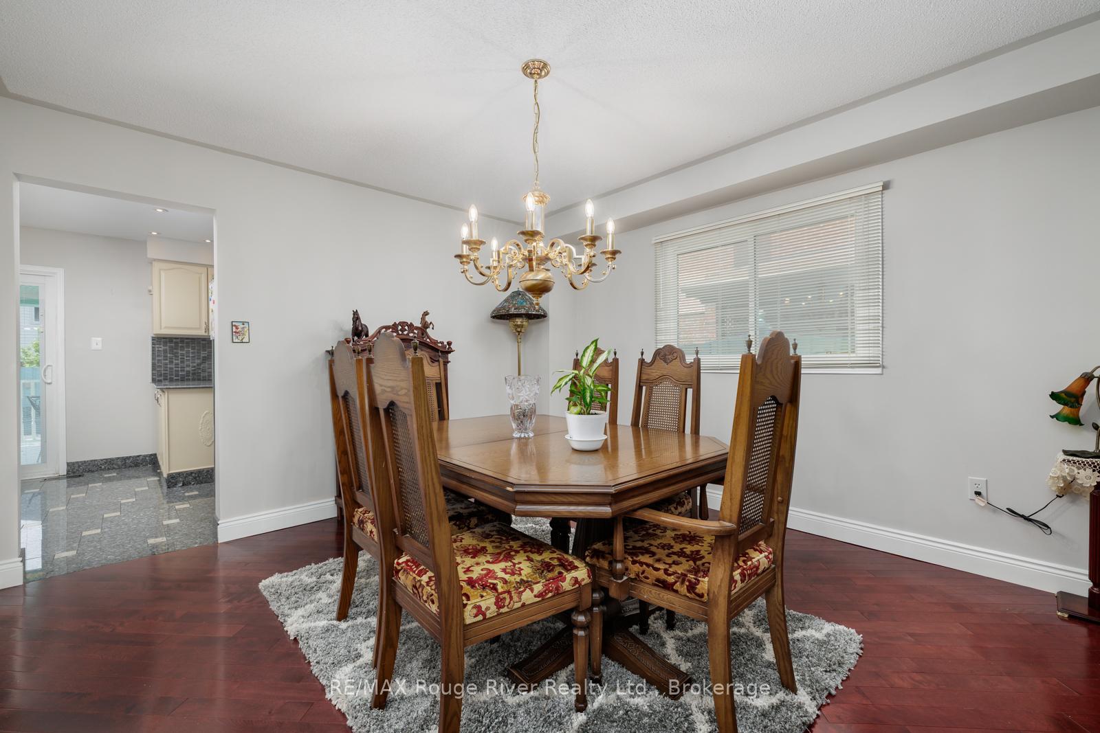 Photo 20 of 1106 Ridge Valley Drive, Oshawa, Pinecrest — HOMEH
