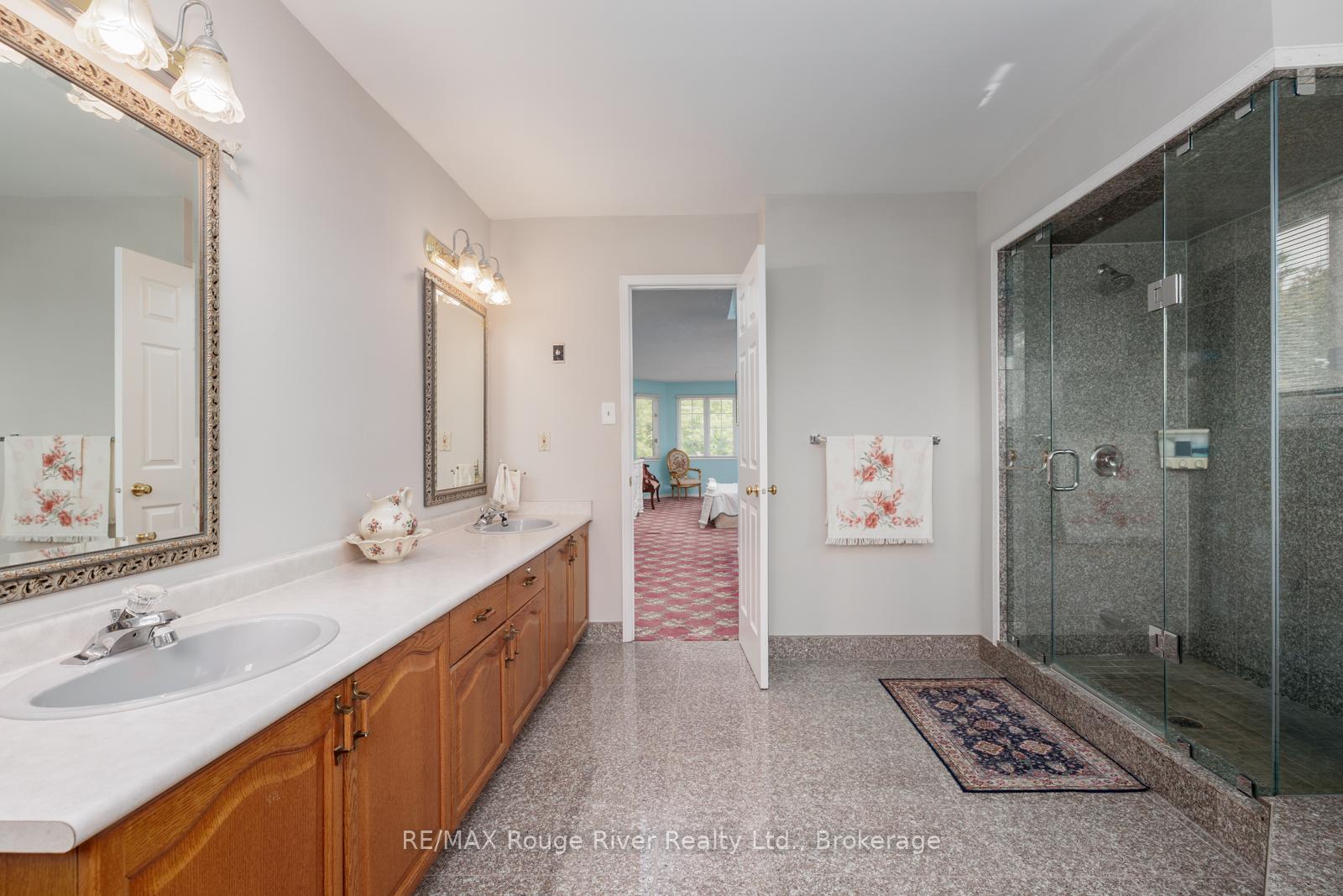 Photo 28 of 1106 Ridge Valley Drive, Oshawa, Pinecrest — HOMEH