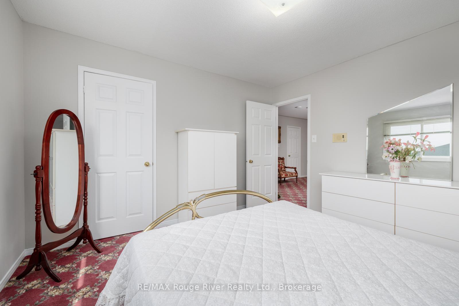 Photo 38 of 1106 Ridge Valley Drive, Oshawa, Pinecrest — HOMEH