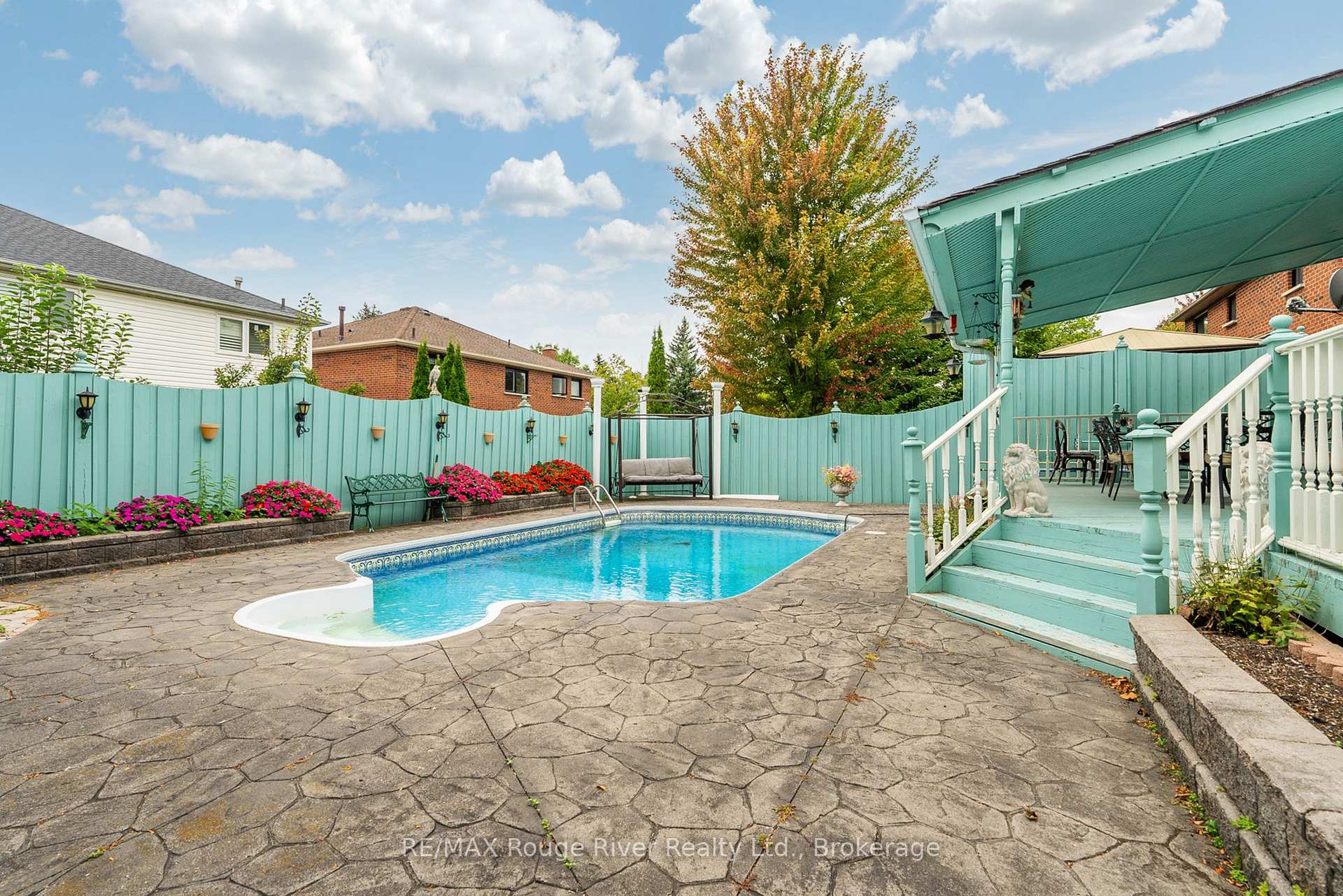 Photo 43 of 1106 Ridge Valley Drive, Oshawa, Pinecrest — HOMEH