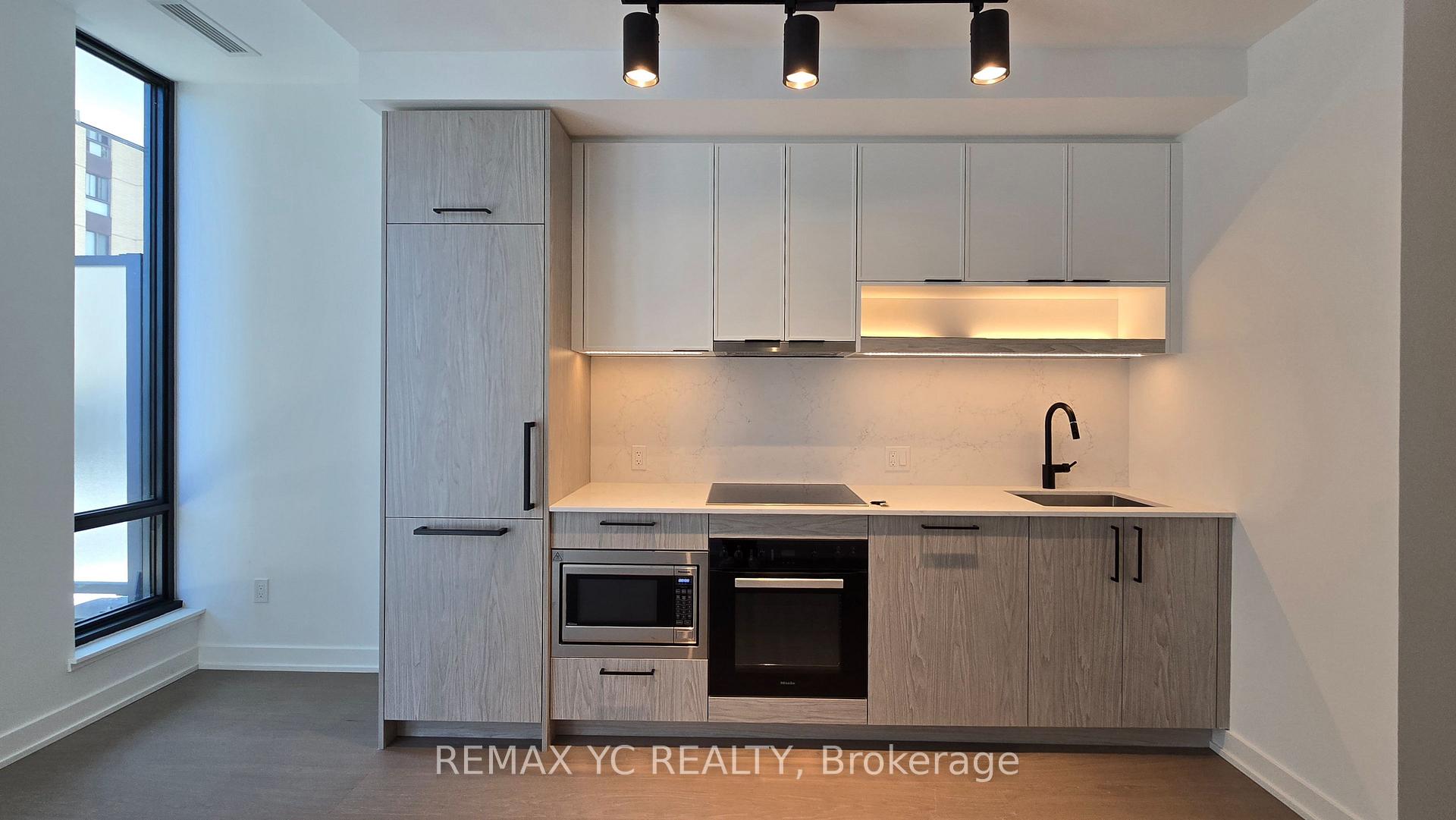 Photo 4 of Unit 831, 91 Montclair Avenue, Toronto, Forest Hill South — HOMEH