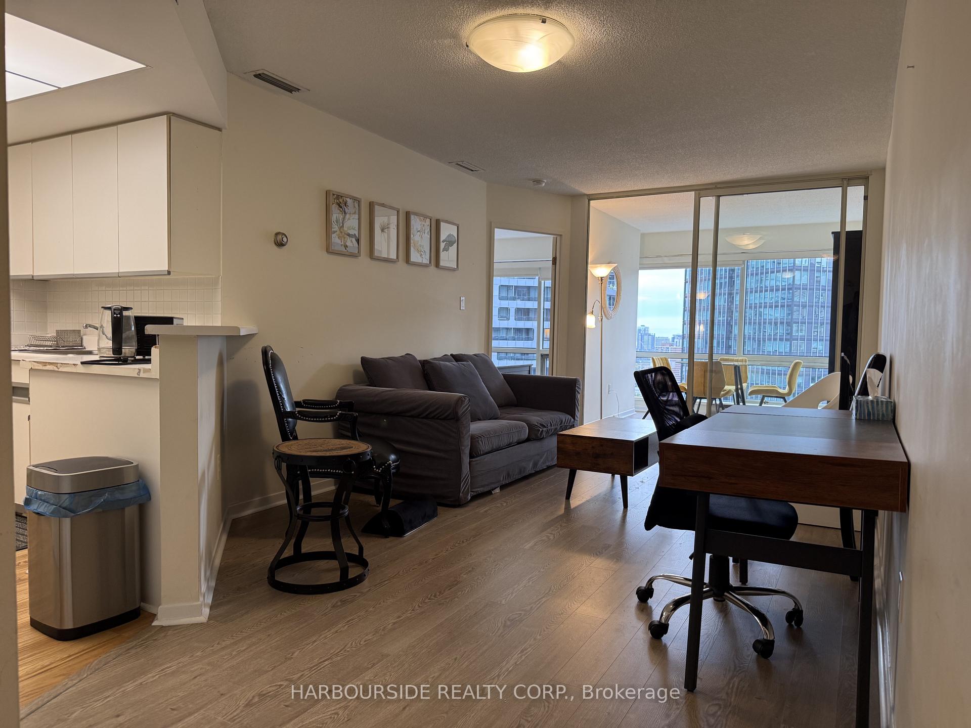 Photo 1 of Unit 2605, 1001 Bay Street, Toronto, Bay Street Corridor — HOMEH