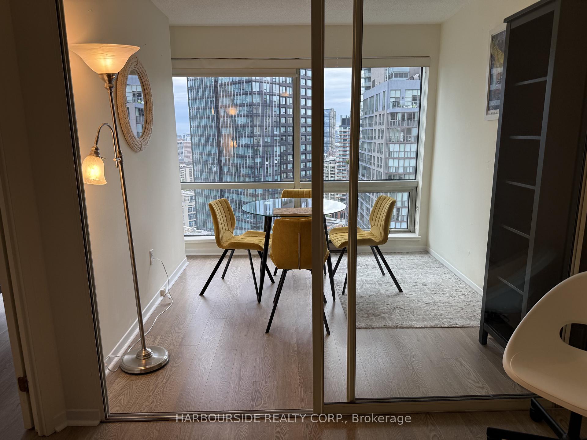 Photo 10 of Unit 2605, 1001 Bay Street, Toronto, Bay Street Corridor — HOMEH