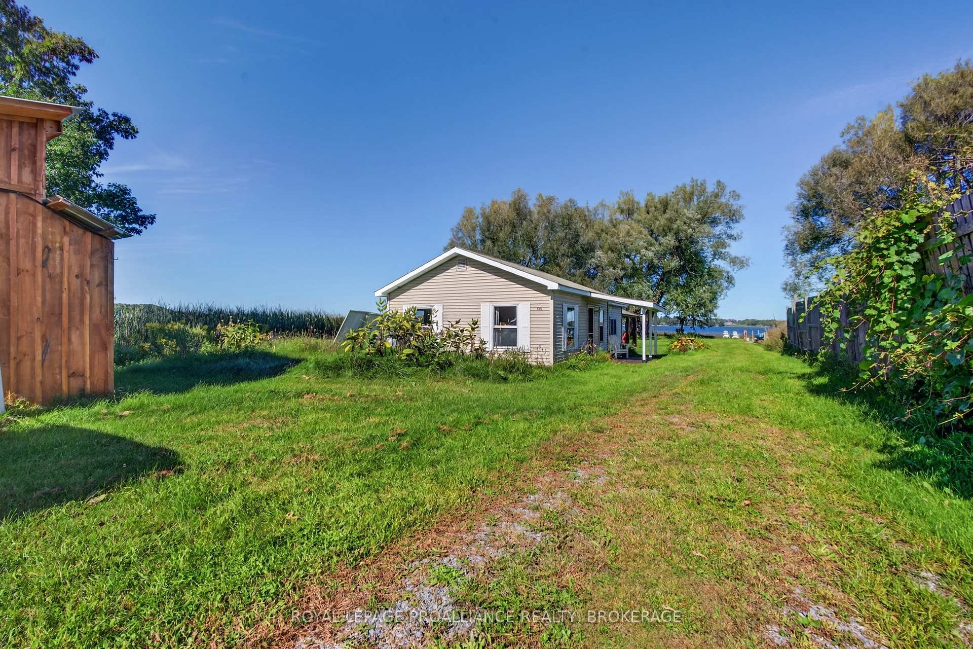 Photo 16 of Unit A & C, 356 Driscoll Road, Frontenac Islands, Howe Island — HOMEH