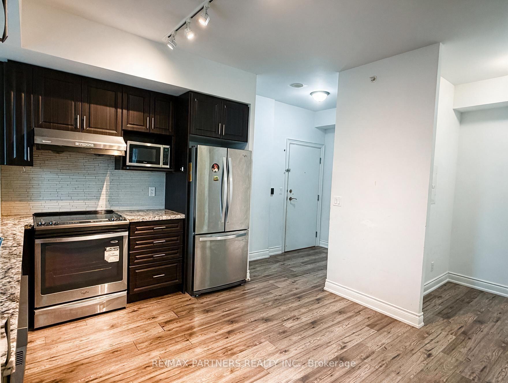 Photo 3 of Unit 605, 38 Cedarland Drive, Markham, Unionville — HOMEH