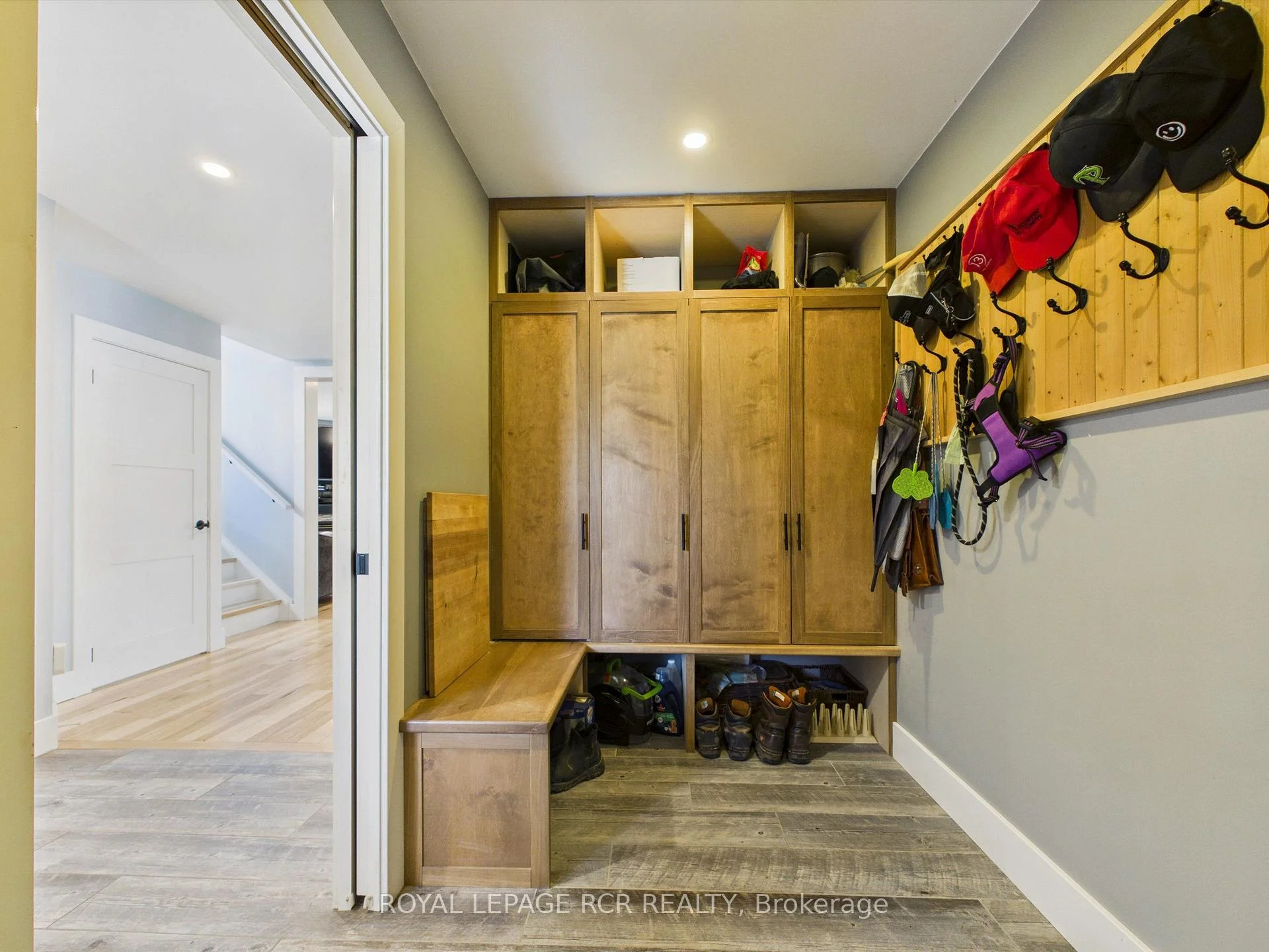 Photo 16 of 16 Loree Drive, Adjala-Tosorontio, Everett — HOMEH