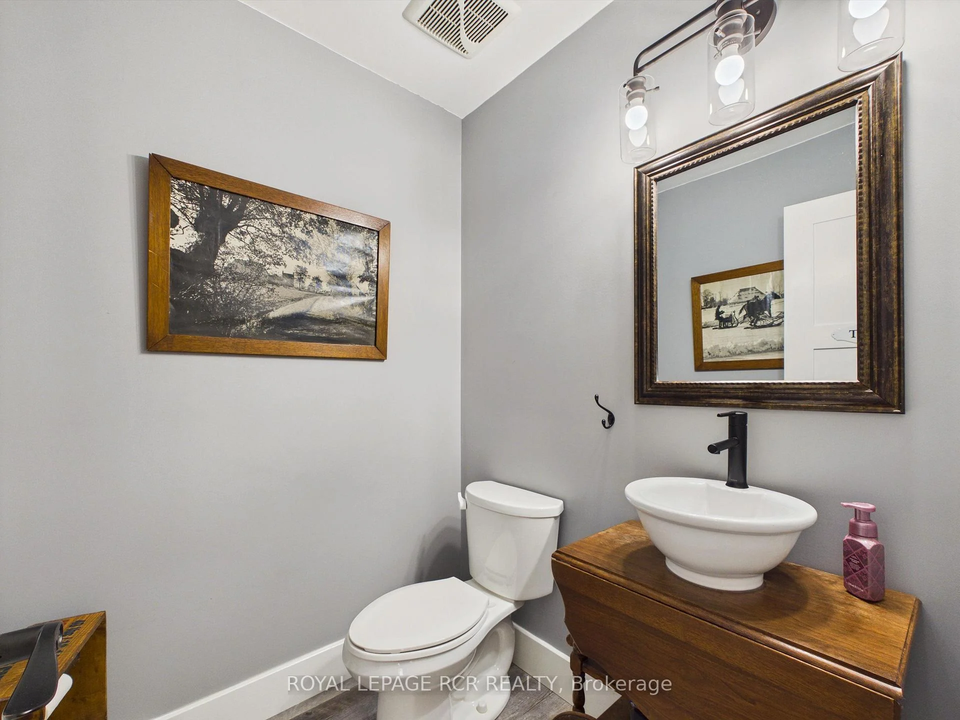 Photo 18 of 16 Loree Drive, Adjala-Tosorontio, Everett — HOMEH