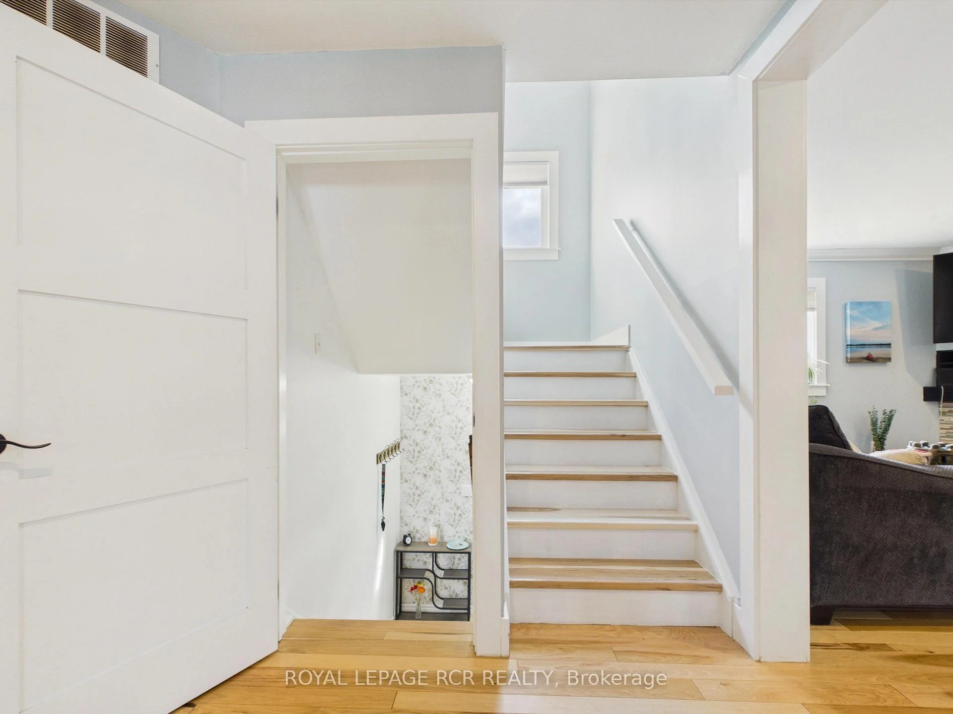 Photo 41 of 16 Loree Drive, Adjala-Tosorontio, Everett — HOMEH