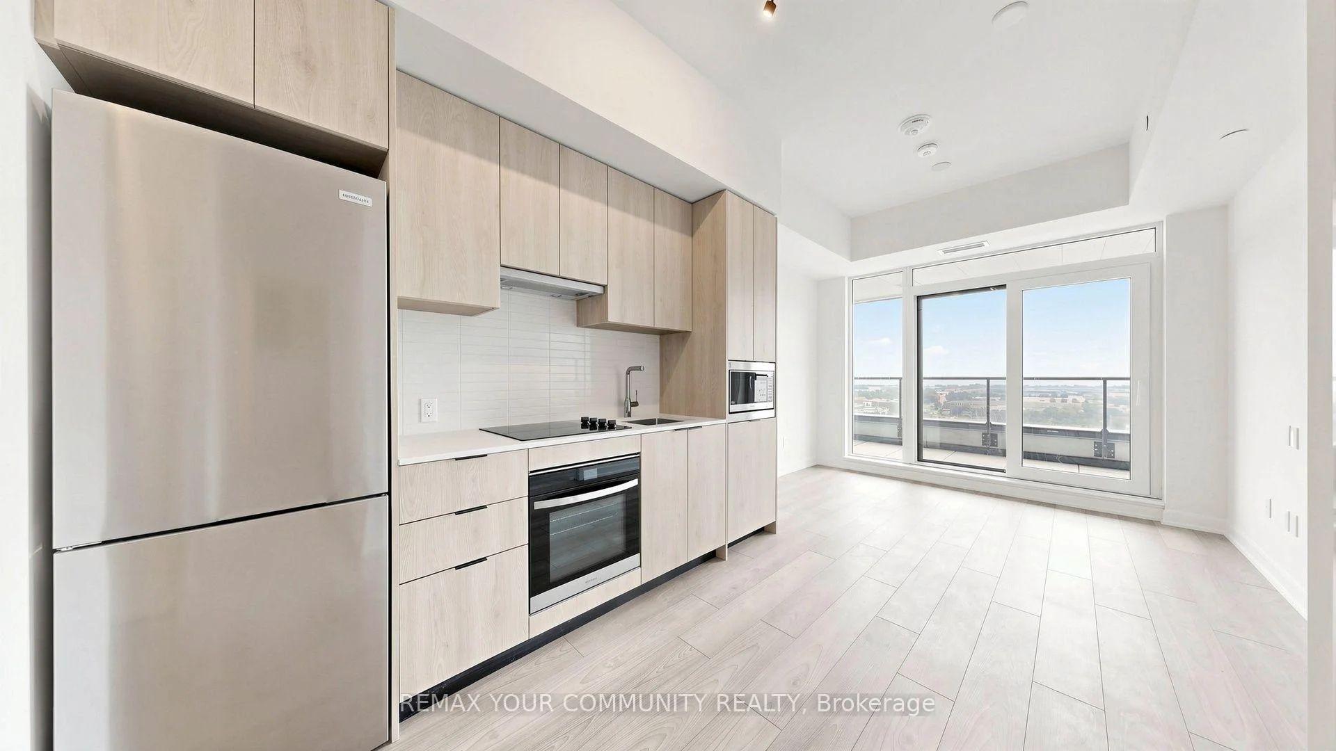 Photo 11 of Unit 1104, 1007 Queensway Avenue, Etobicoke, Etobicoke West Mall — HOMEH