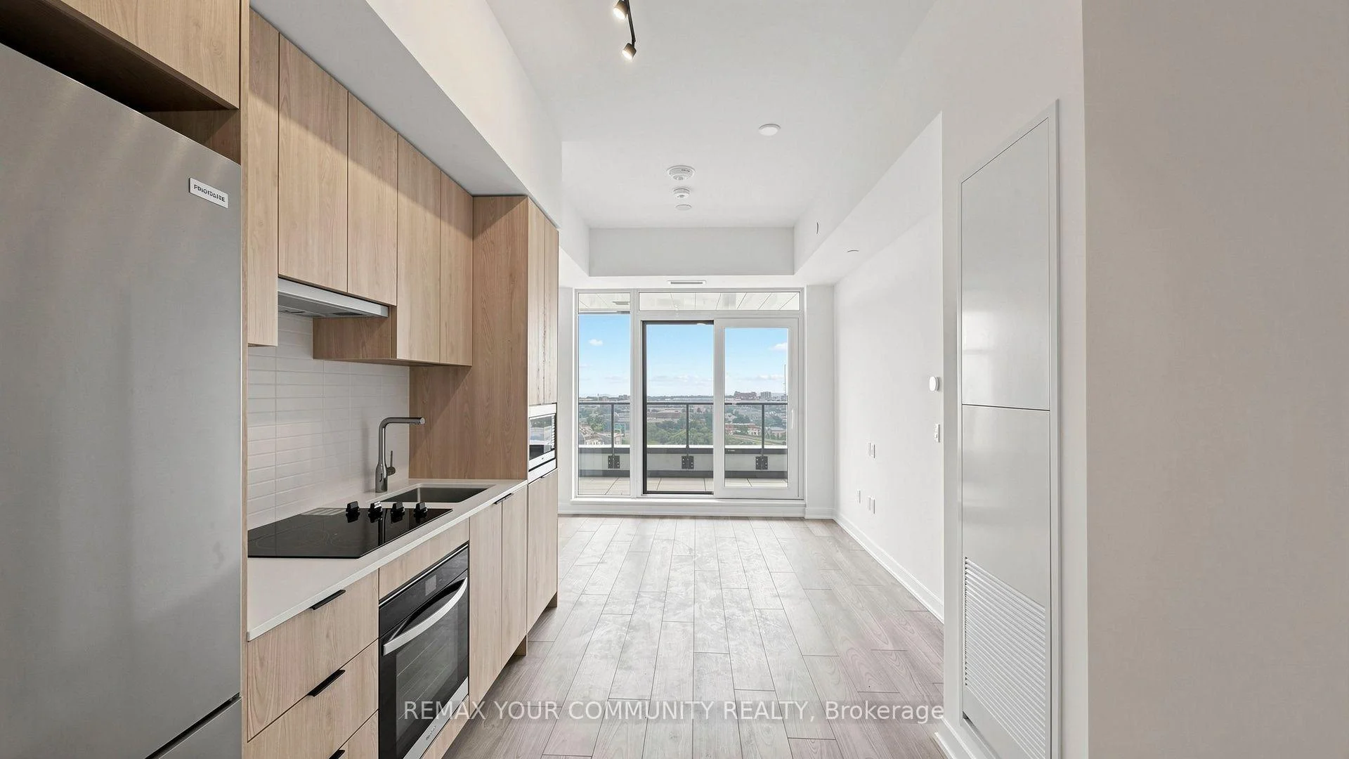 Photo 20 of Unit 1104, 1007 Queensway Avenue, Etobicoke, Etobicoke West Mall — HOMEH