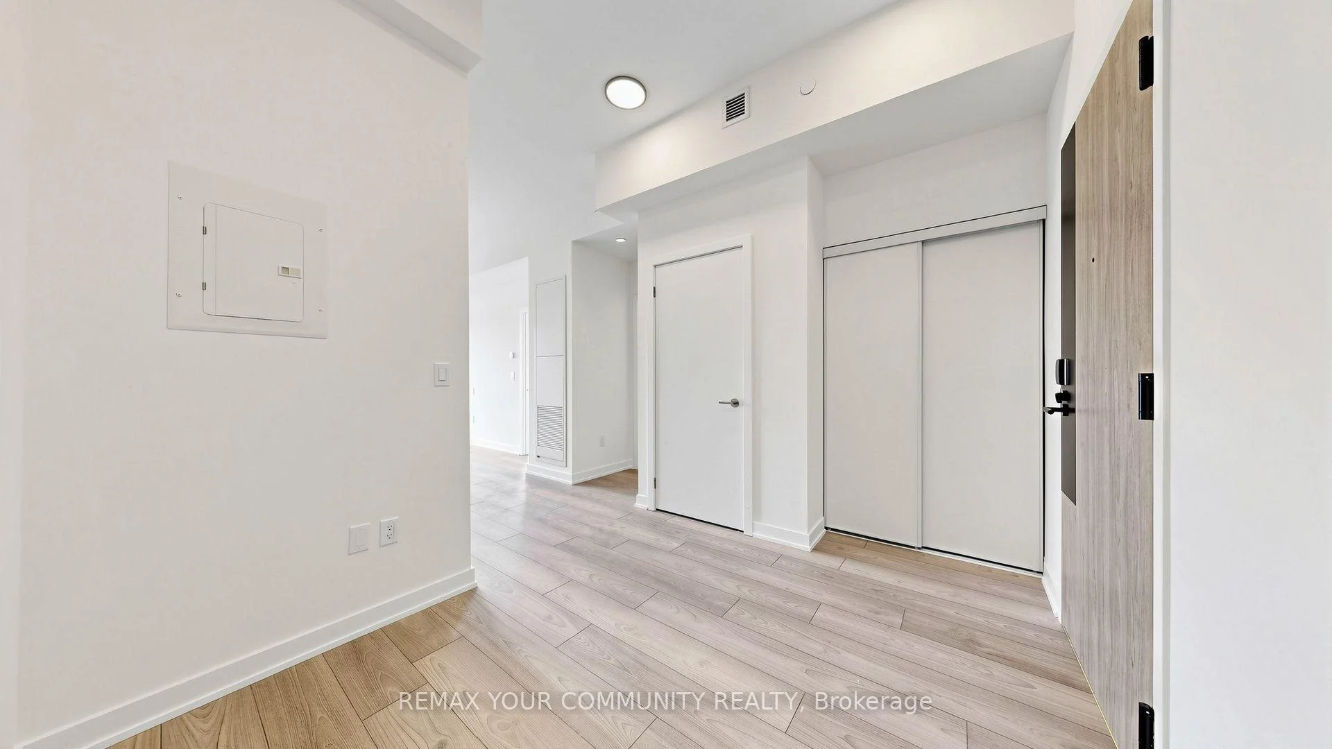Photo 28 of Unit 1104, 1007 Queensway Avenue, Etobicoke, Etobicoke West Mall — HOMEH