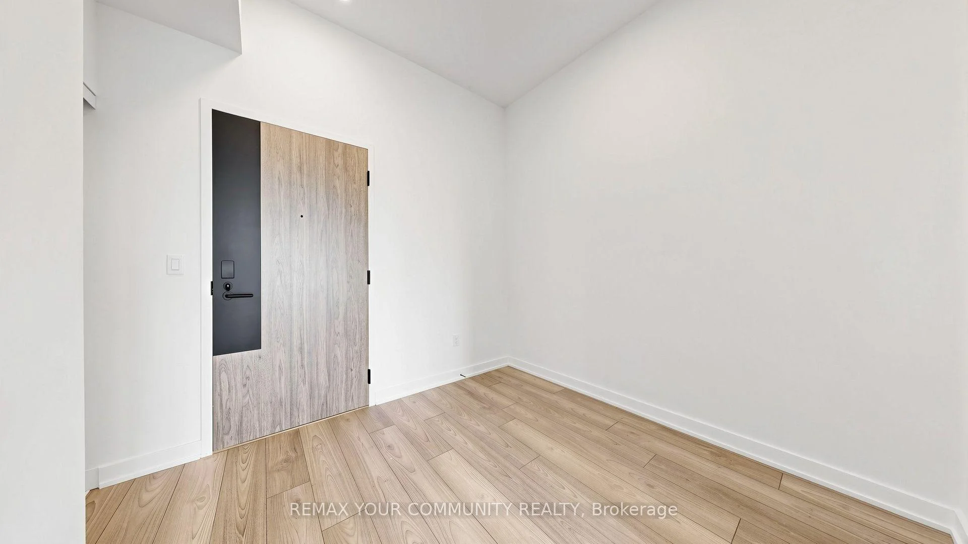 Photo 29 of Unit 1104, 1007 Queensway Avenue, Etobicoke, Etobicoke West Mall — HOMEH
