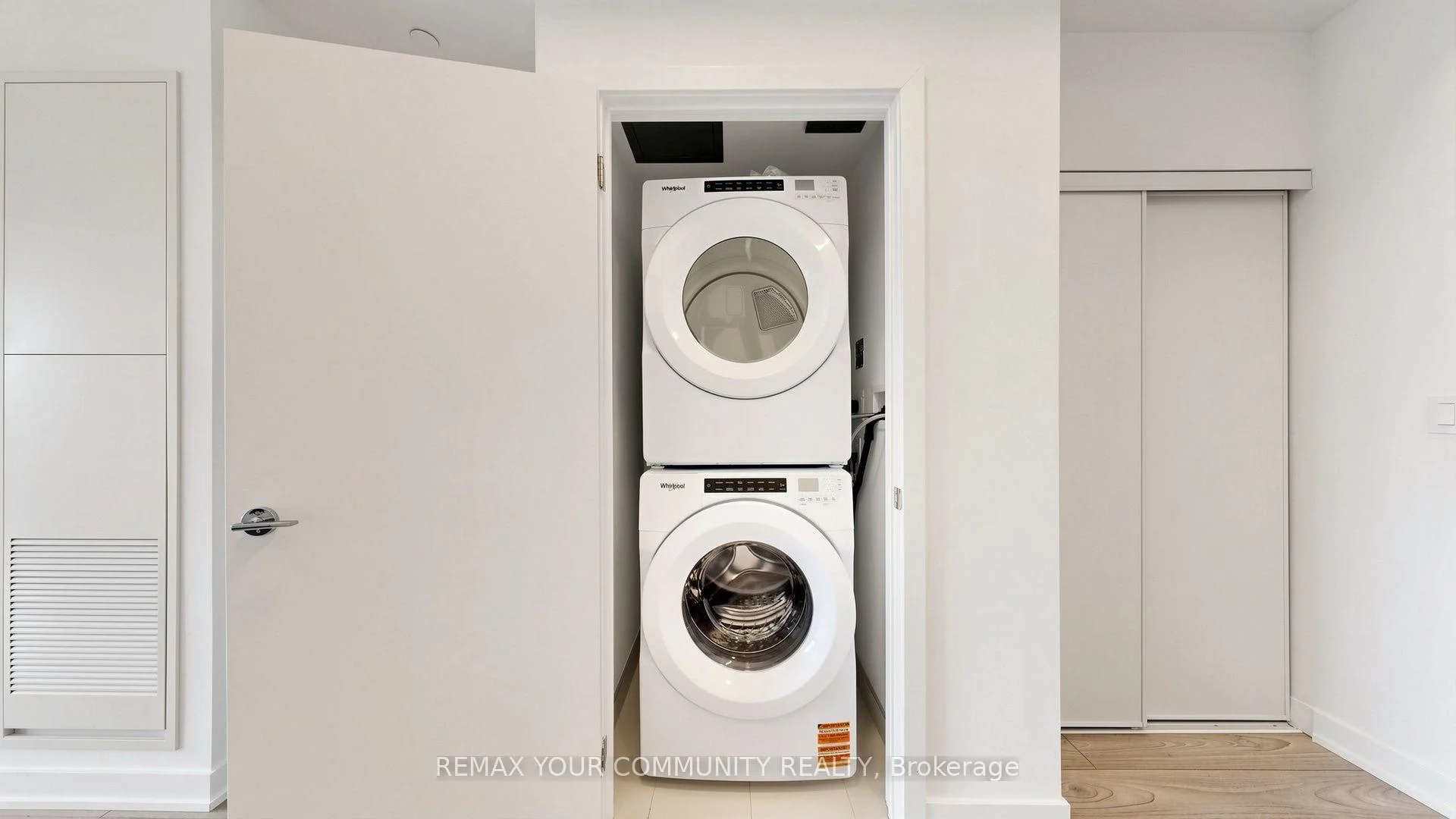 Photo 31 of Unit 1104, 1007 Queensway Avenue, Etobicoke, Etobicoke West Mall — HOMEH