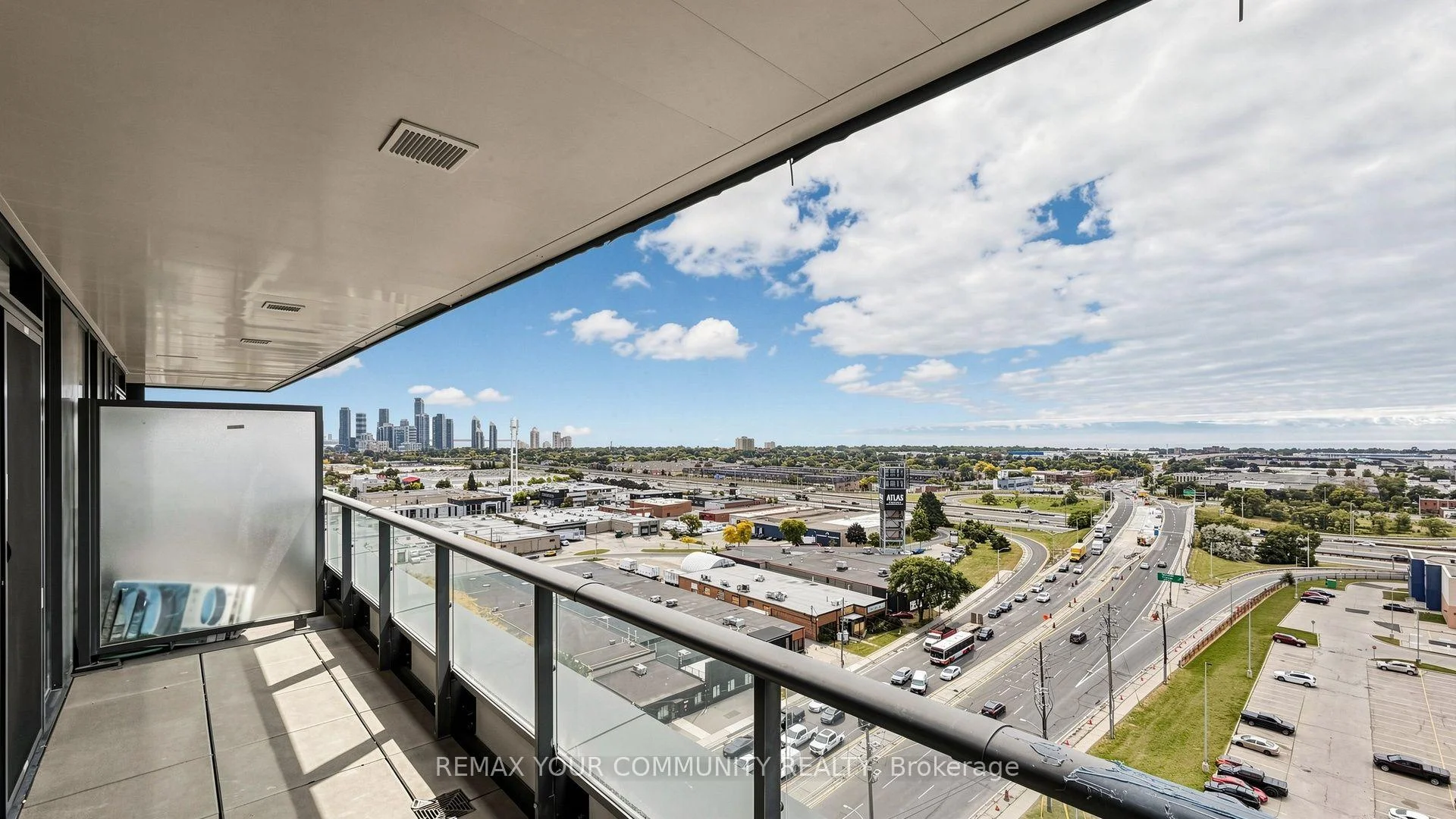 Photo 34 of Unit 1104, 1007 Queensway Avenue, Etobicoke, Etobicoke West Mall — HOMEH