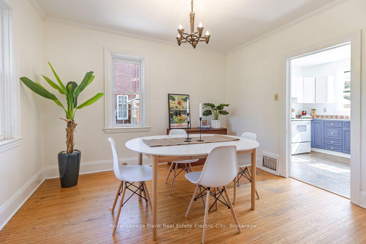 Photo 8 of 567 King Street, Peterborough, Town Ward 3 — HOMEH