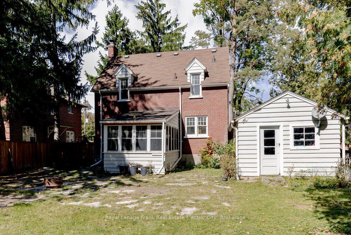 Photo 44 of 567 King Street, Peterborough, Town Ward 3 — HOMEH