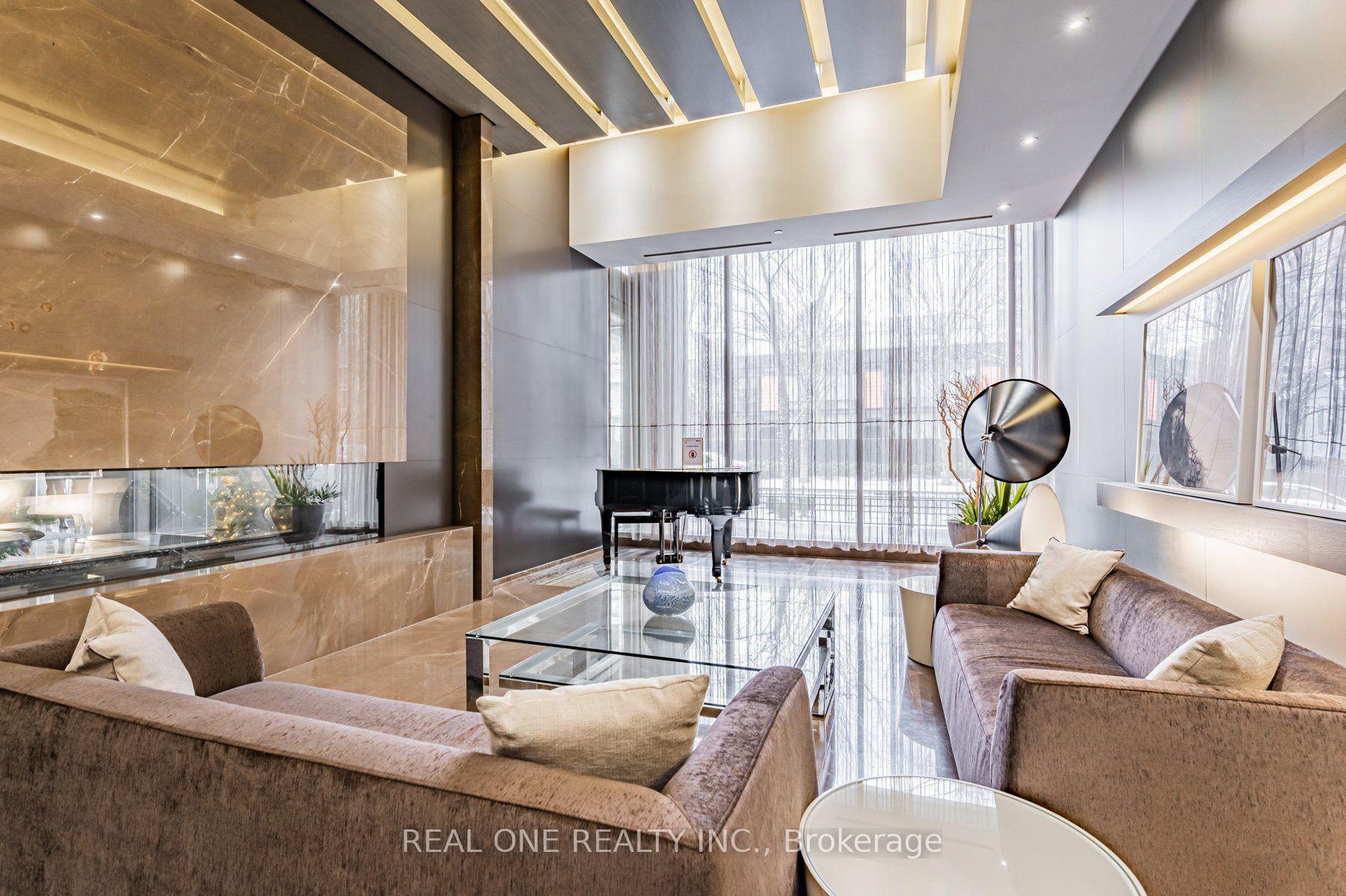Photo 5 of Unit 1801, 101 Charles Street E, Toronto, Church-Yonge Corridor — HOMEH