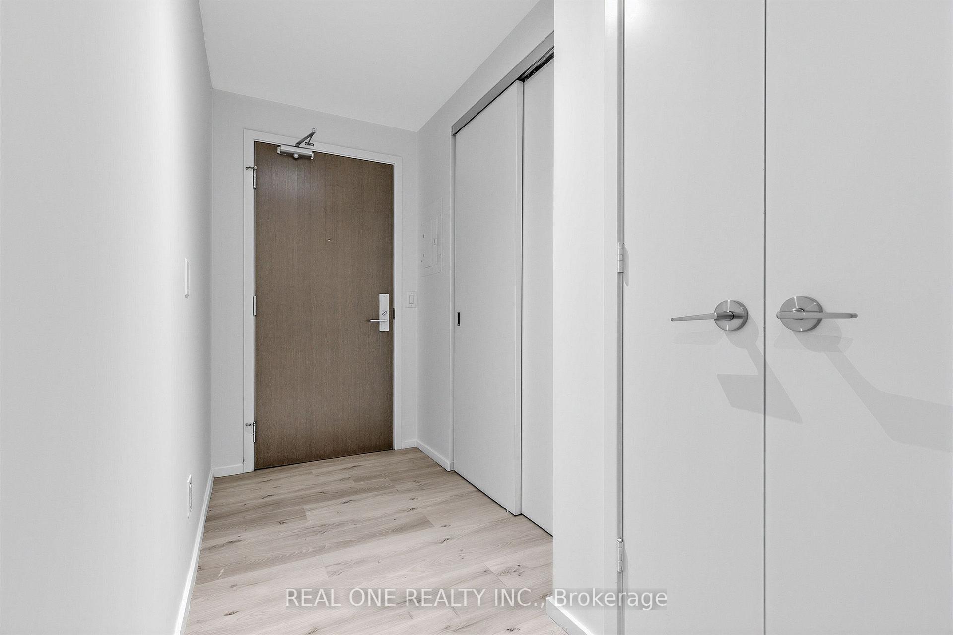 Photo 10 of Unit 1801, 101 Charles Street E, Toronto, Church-Yonge Corridor — HOMEH