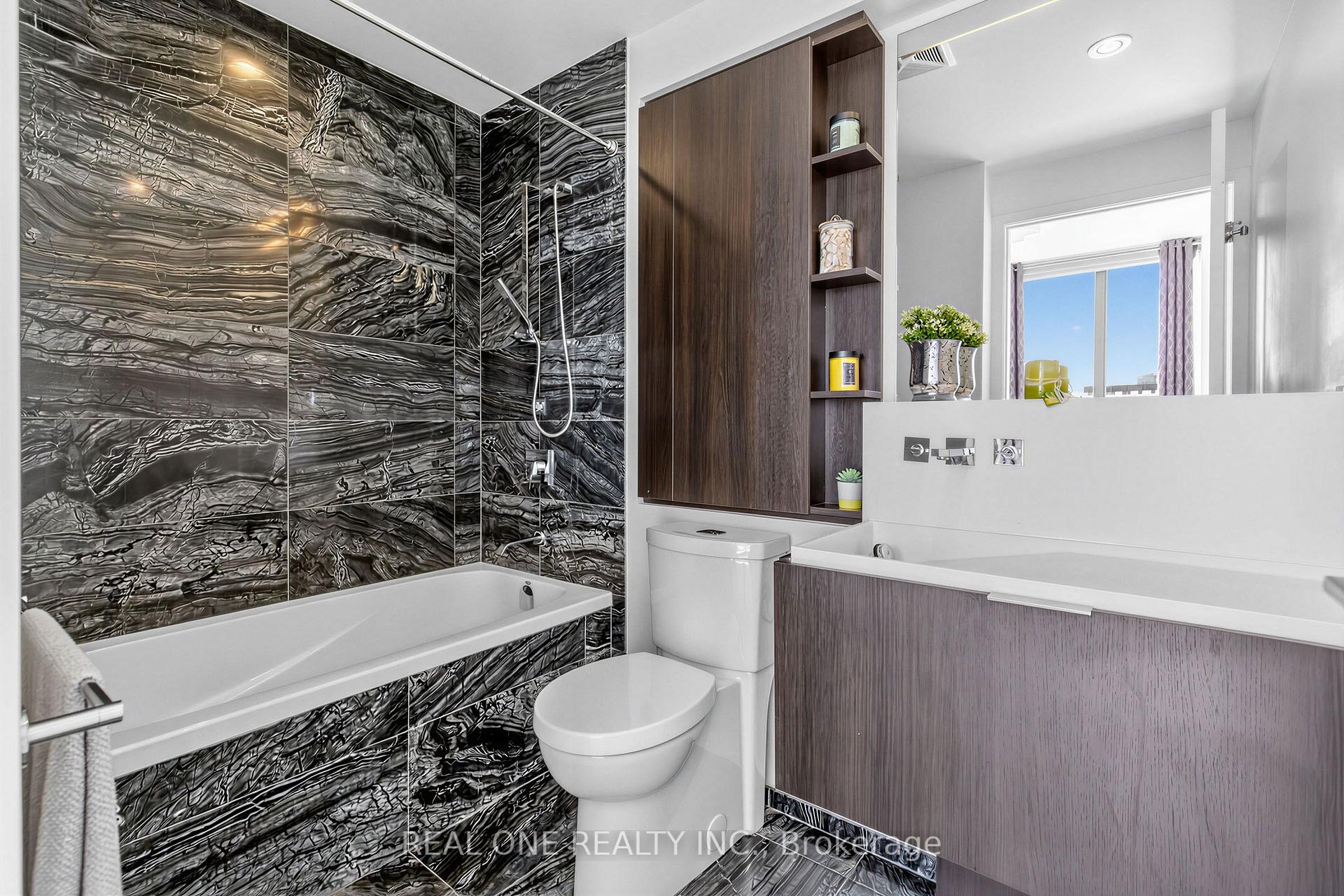 Photo 26 of Unit 1801, 101 Charles Street E, Toronto, Church-Yonge Corridor — HOMEH