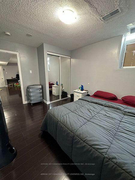Photo 7 of Unit 2 Bedroom Apartment, 562 Feathergrass Crescent, Mississauga, Hurontario — HOMEH