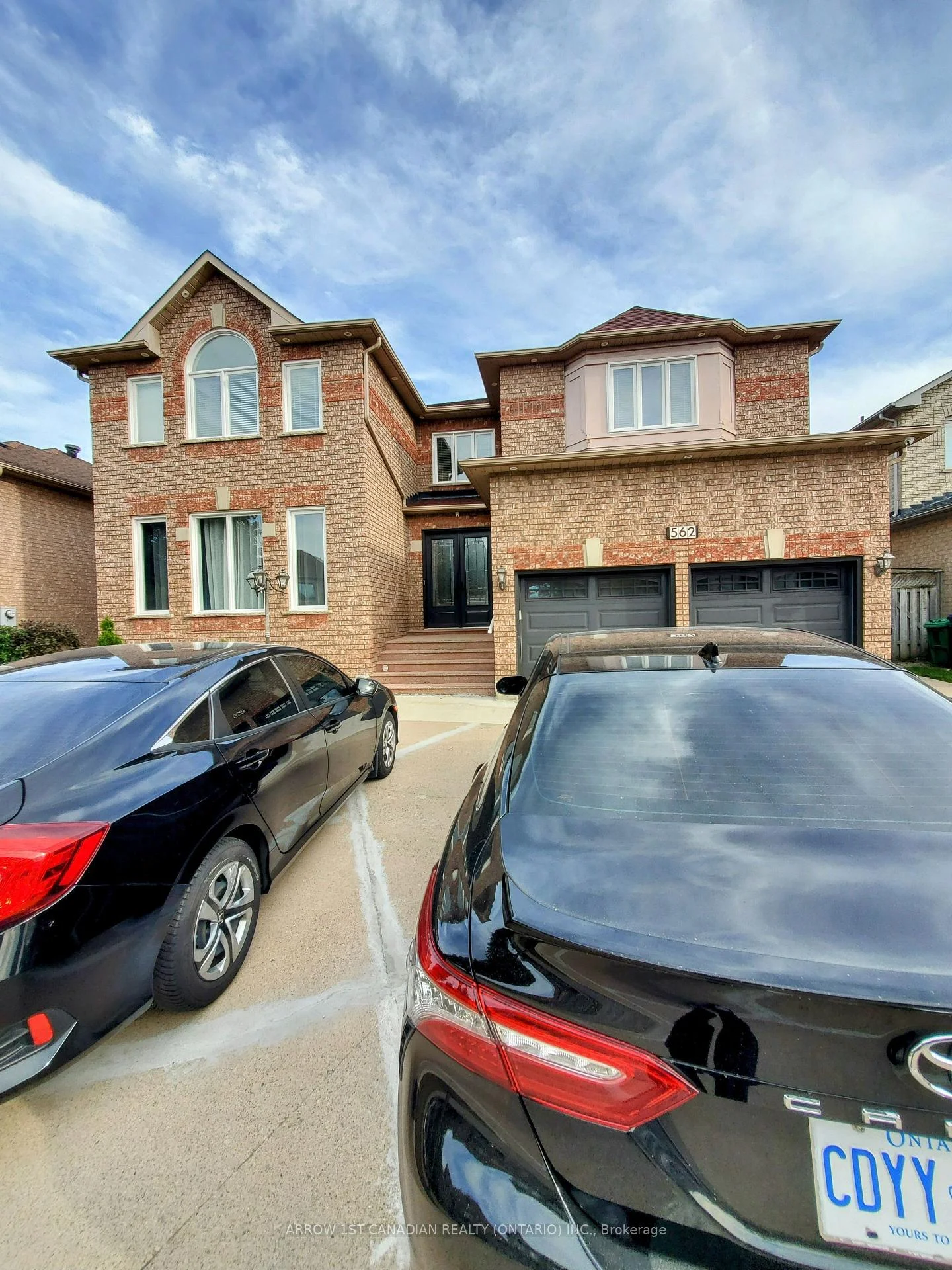 Photo 1 of Unit 2 Bedroom Apartment, 562 Feathergrass Crescent, Mississauga, Hurontario — HOMEH