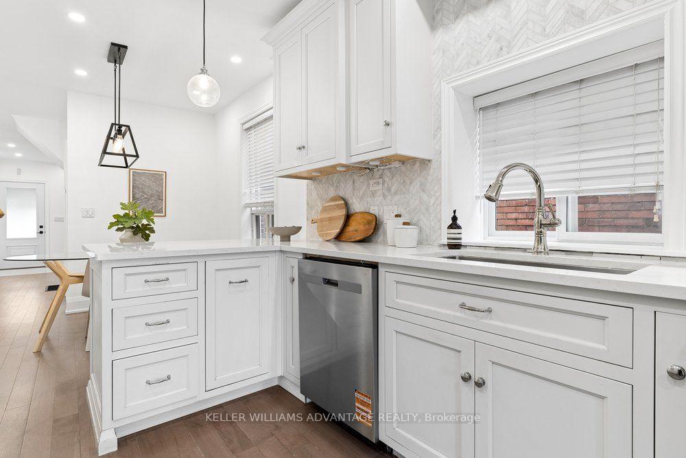 Photo 13 of 509 Crawford Street, Toronto, Palmerston-Little Italy — HOMEH