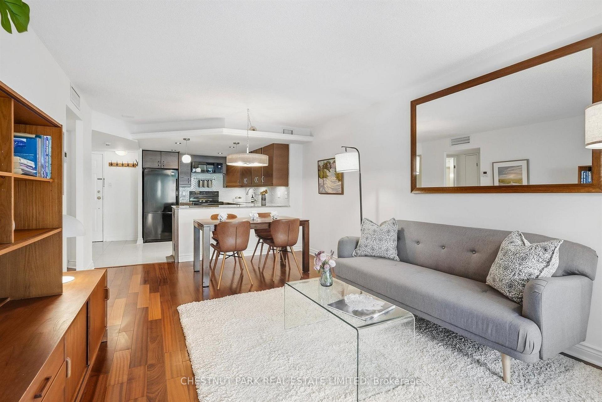 Photo 10 of Unit 211, 65 Scadding Avenue, Toronto, Waterfront Communities — HOMEH