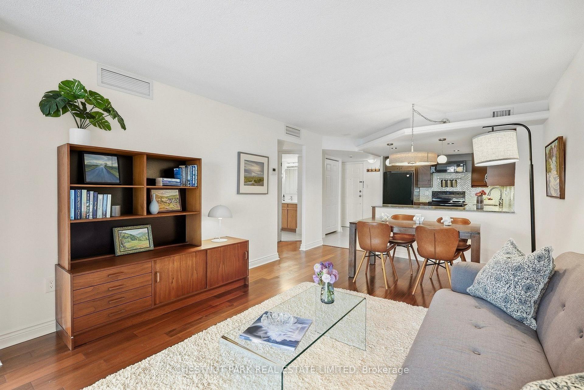 Photo 11 of Unit 211, 65 Scadding Avenue, Toronto, Waterfront Communities — HOMEH