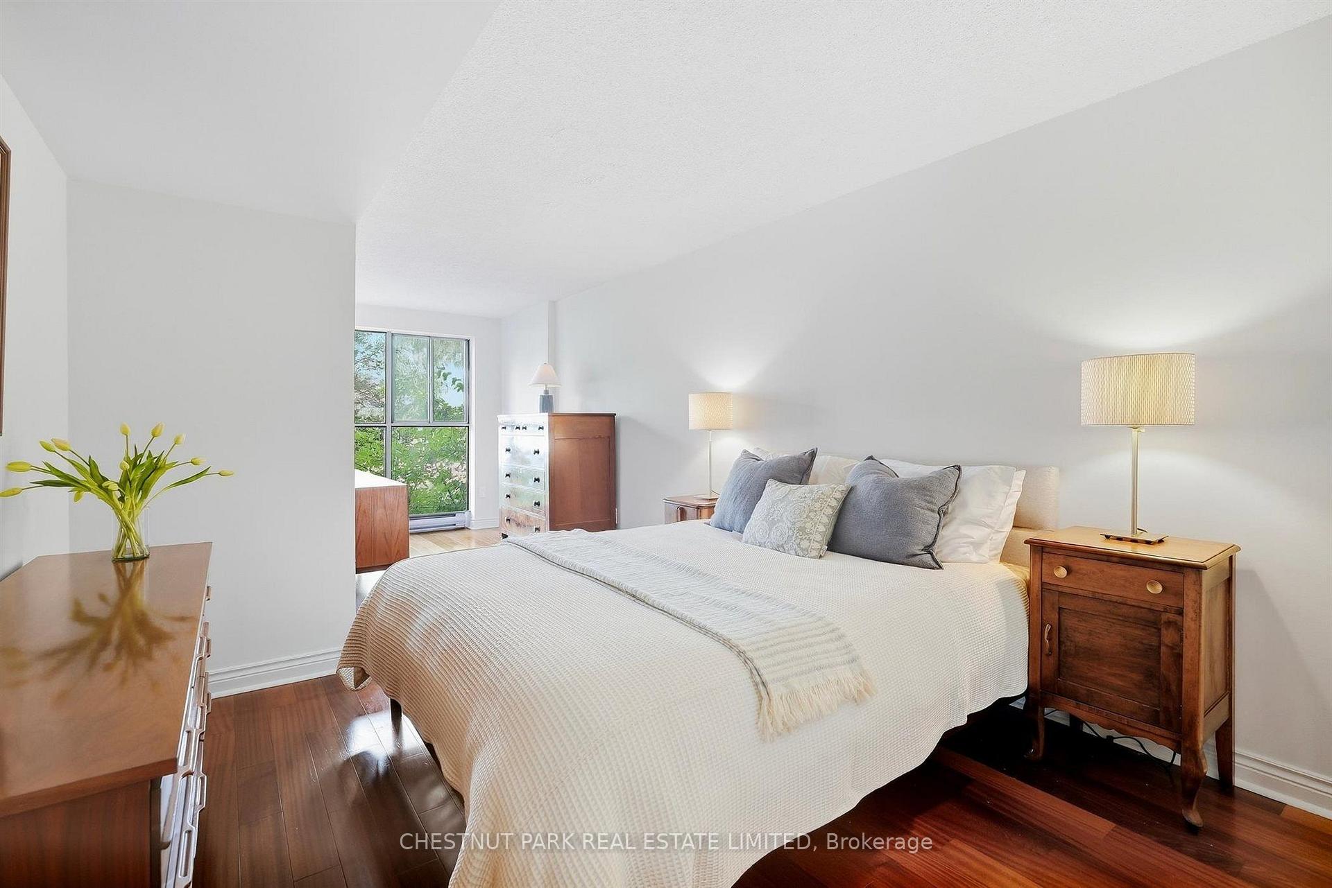Photo 12 of Unit 211, 65 Scadding Avenue, Toronto, Waterfront Communities — HOMEH