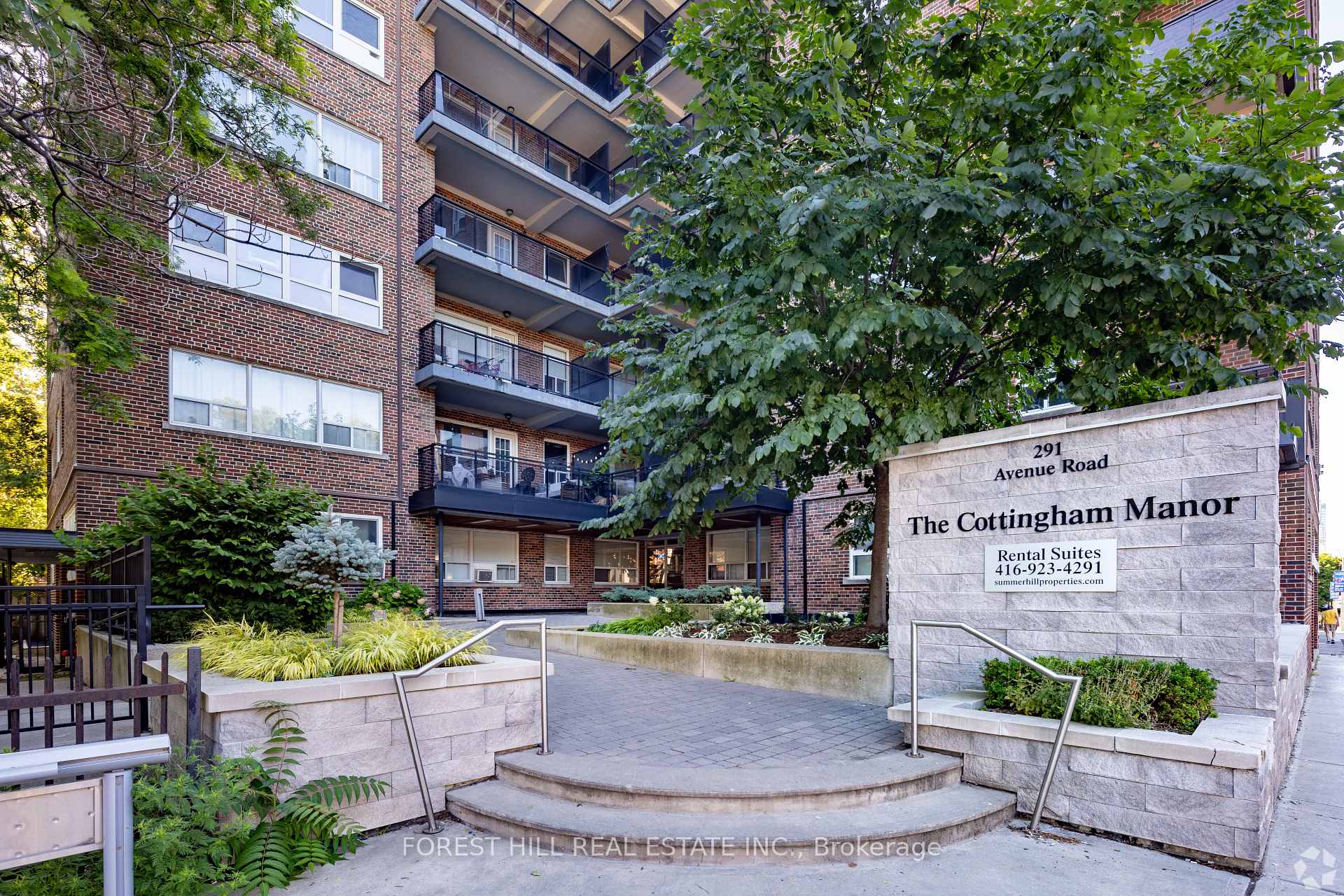 Photo 3 of Unit 807, 291 Avenue Road, Toronto, Yonge-St. Clair — HOMEH