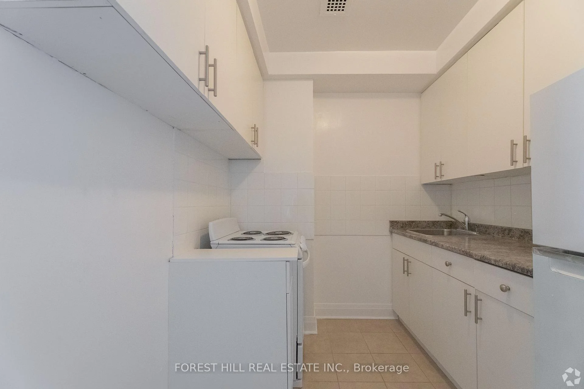 Photo 17 of Unit 807, 291 Avenue Road, Toronto, Yonge-St. Clair — HOMEH