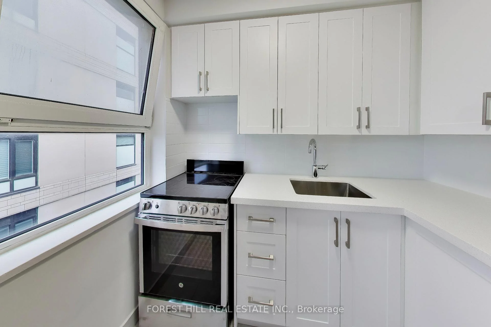 Photo 32 of Unit 807, 291 Avenue Road, Toronto, Yonge-St. Clair — HOMEH