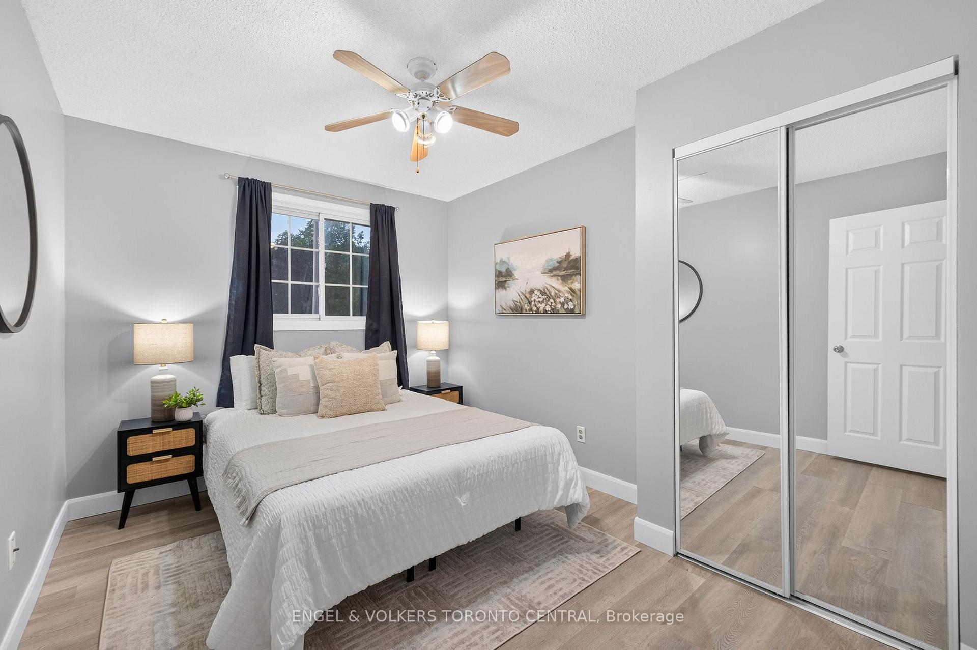 Photo 26 of 121 Southwood Drive, Kitchener, Country Hills — HOMEH