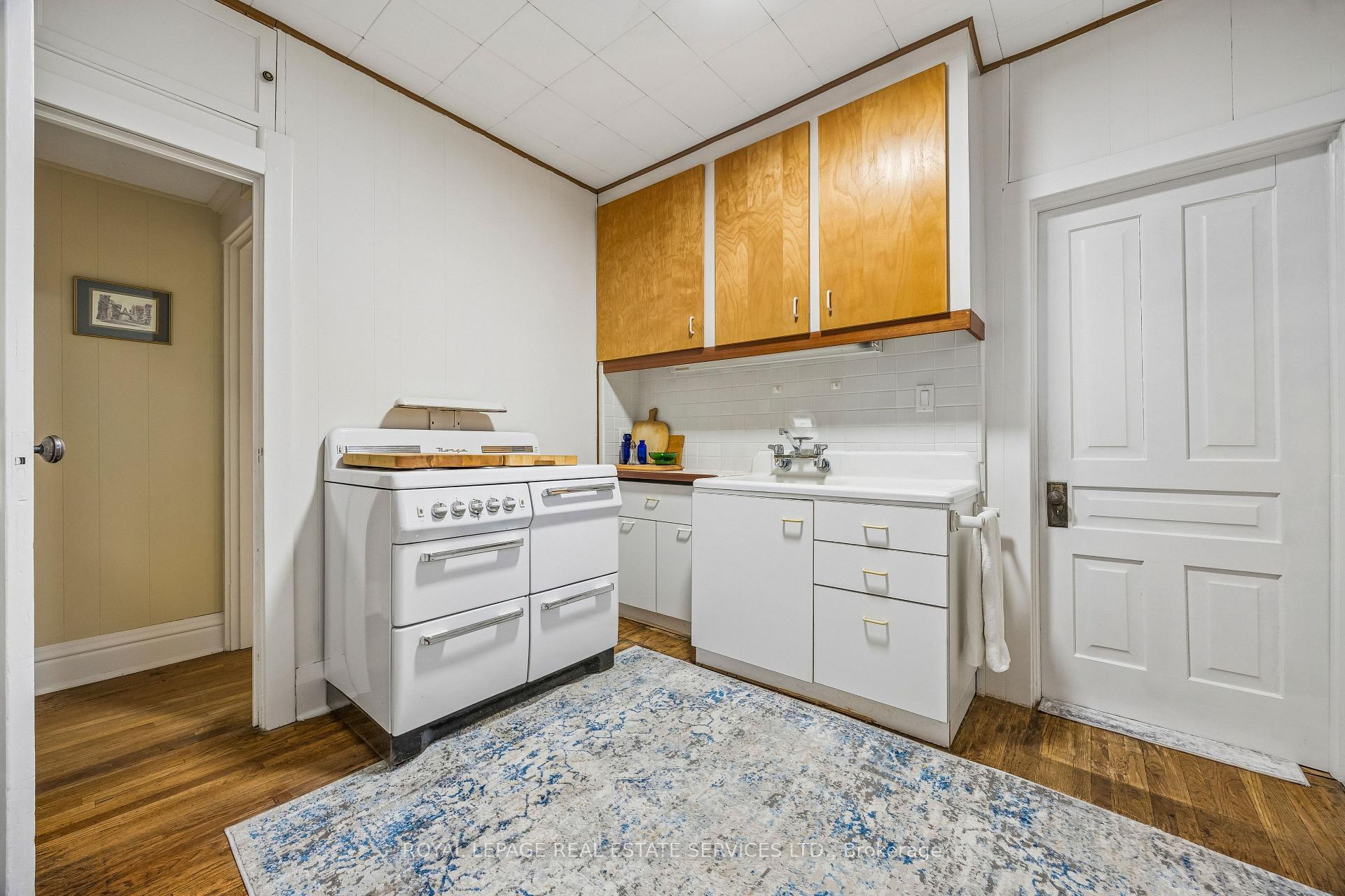 Photo 7 of 602 Indian Road, Toronto, High Park North — HOMEH