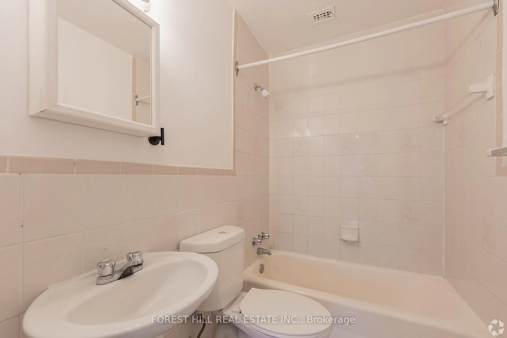 Photo 18 of Unit 501, 291 Avenue Road, Toronto, Yonge-St. Clair — HOMEH