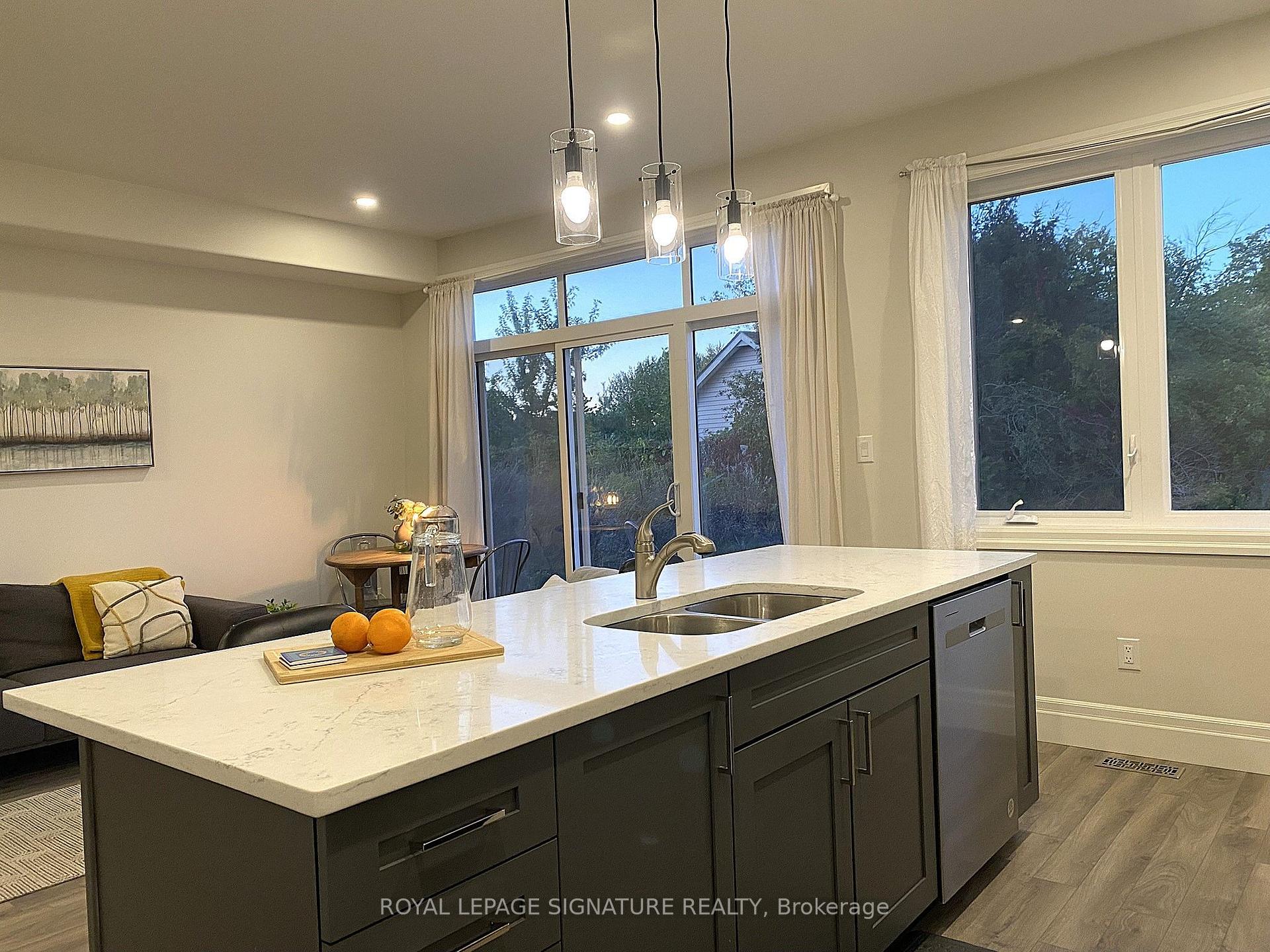 Photo 10 of 14 Griffin Street, Prince Edward County, Picton — HOMEH