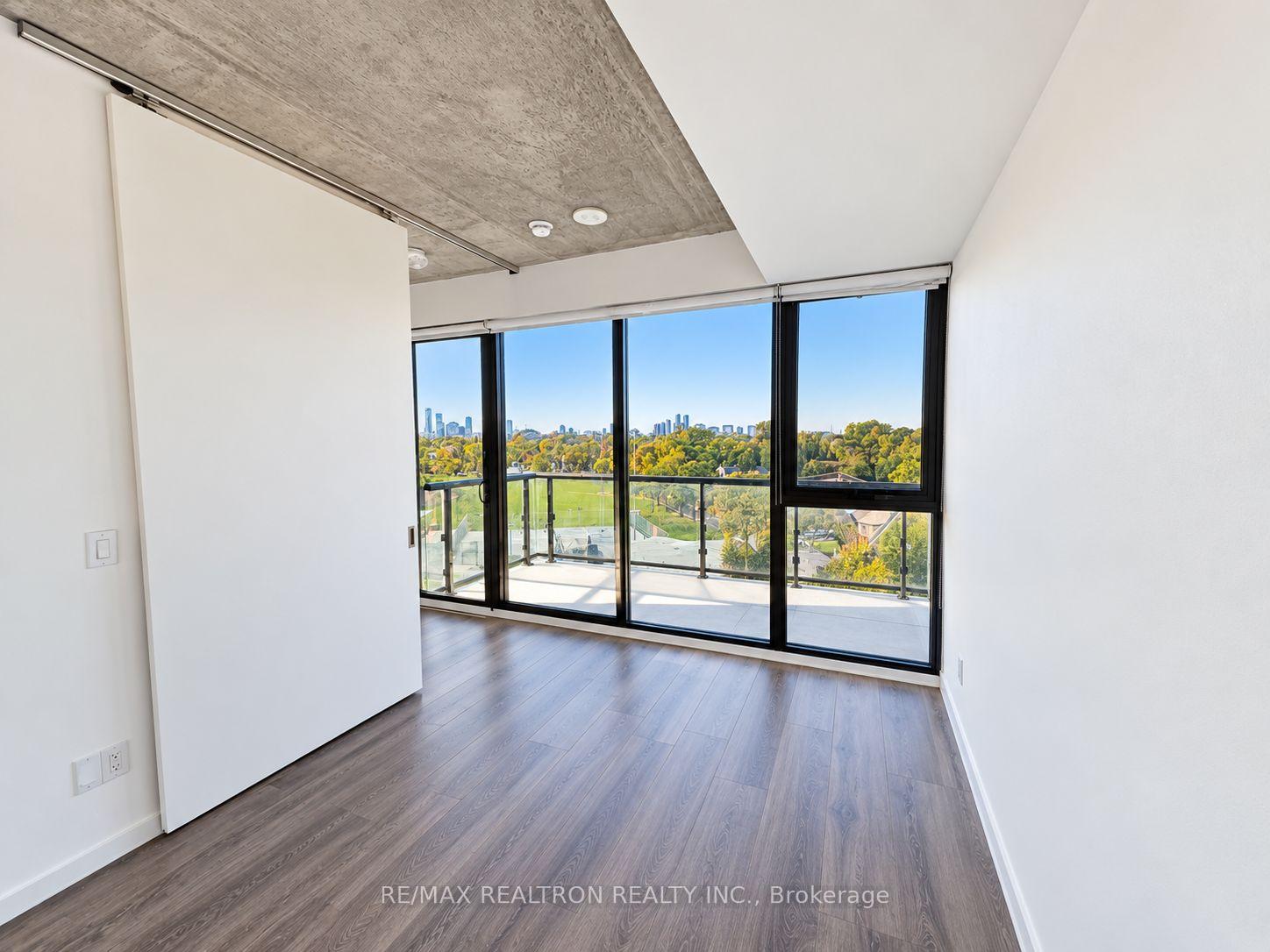 Photo 13 of Unit 608, 7 Smith Crescent, Etobicoke, Stonegate-Queensway — HOMEH