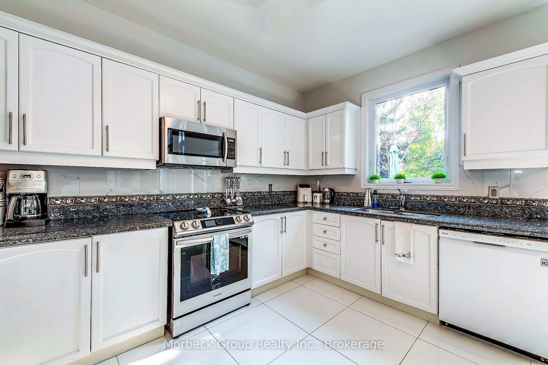 Photo 9 of 1436 Gulledge Trail, Oakville, West Oak Trails — HOMEH