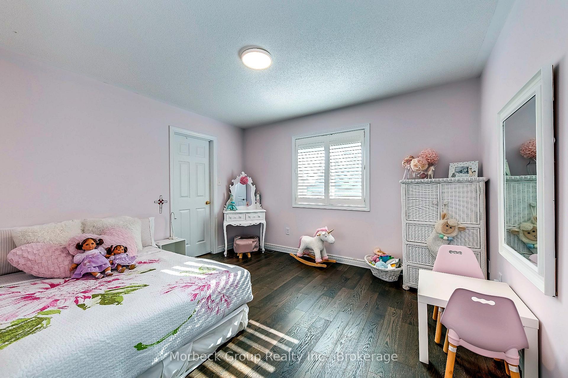 Photo 17 of 1436 Gulledge Trail, Oakville, West Oak Trails — HOMEH