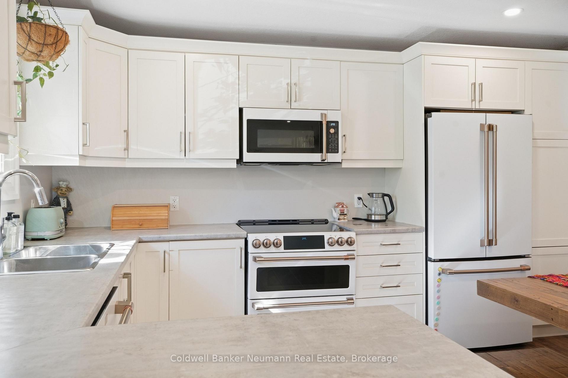 Photo 9 of 5 Western Avenue, Guelph, Junction/Onward Willow — HOMEH