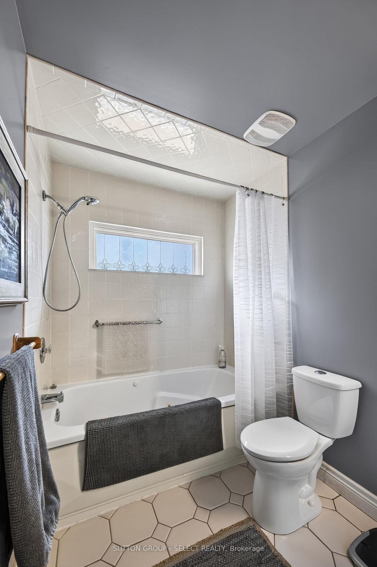 Photo 18 of 58 Eula White Place, London, South J — HOMEH