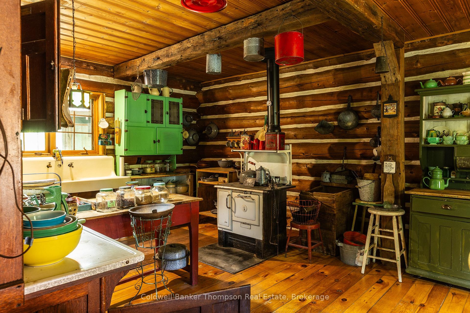 Photo 7 of 712 Highway 592 N, Perry, Novar — HOMEH