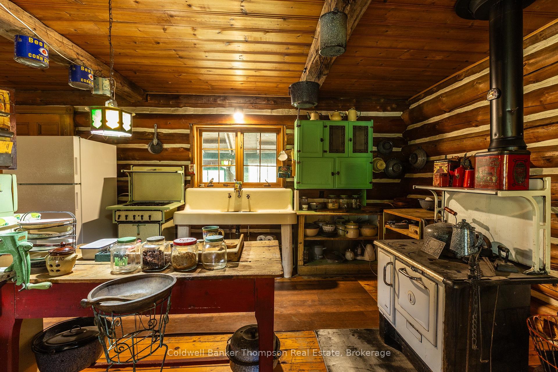Photo 8 of 712 Highway 592 N, Perry, Novar — HOMEH