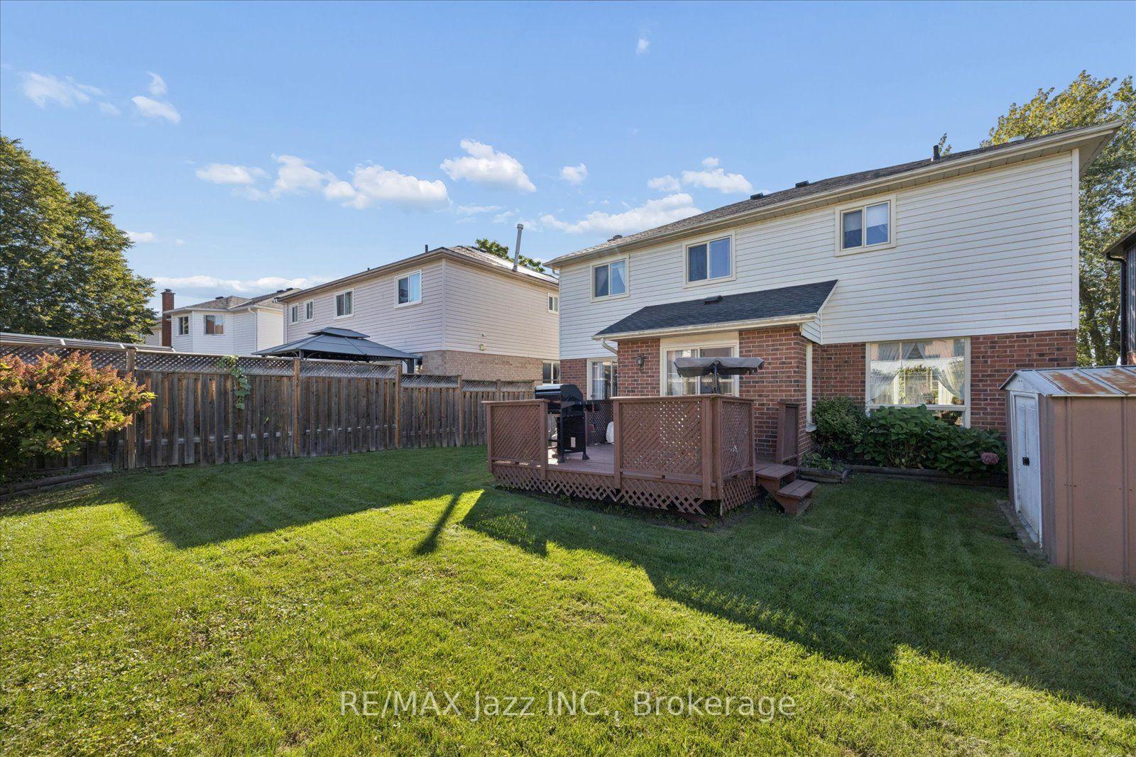 Photo 27 of 894 Grandview Street N, Oshawa, Pinecrest — HOMEH