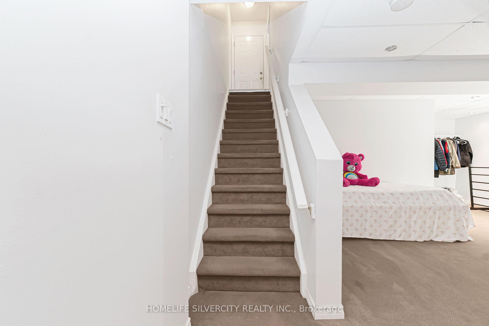 Photo 37 of Unit 27, 20 Shackleton Drive, Guelph, Grange Road — HOMEH